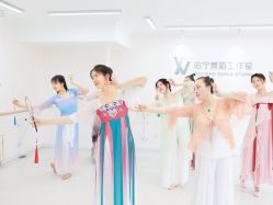 -佑宁舞蹈工作室