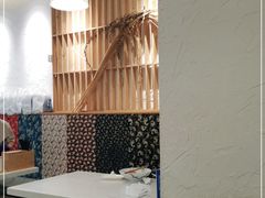 -李与白包子铺(桐梓林店)