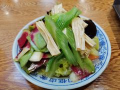 素凉菜-门框胡同百年卤煮(新街口店)