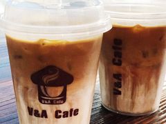 -V&A cafe