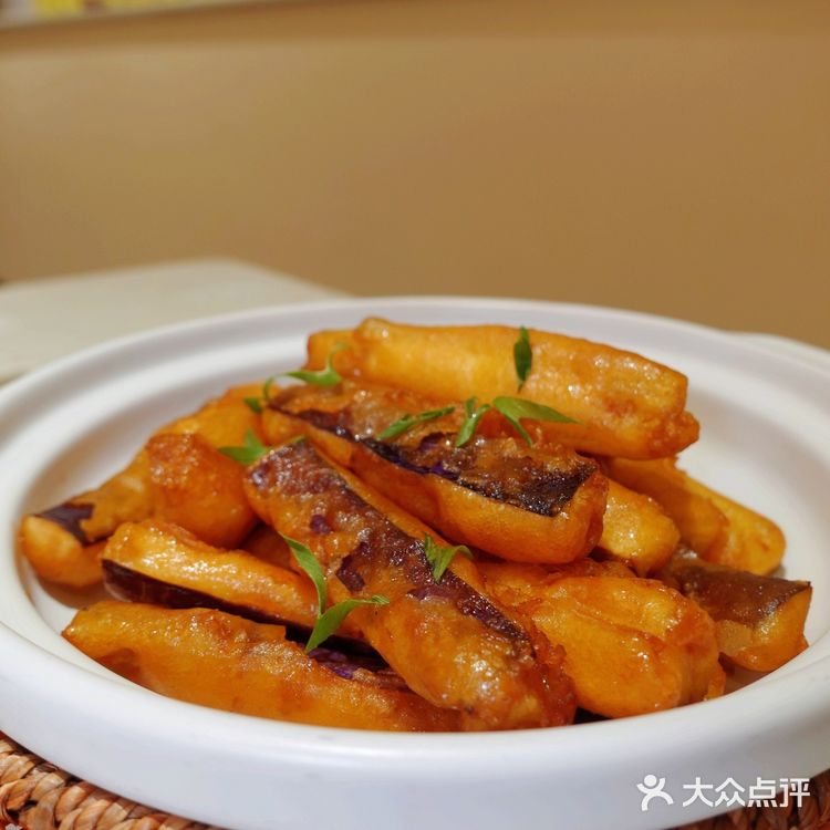 十六年的陕南菜老店🔥汉中黄辣丁好吃哭了🐟