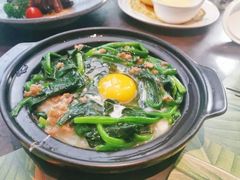 牛肉松窝蛋菠菜-大树餐厅(红旗街万达店)