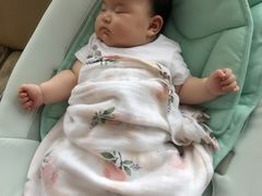 -爱的果实月嫂育婴师(世纪东方店)