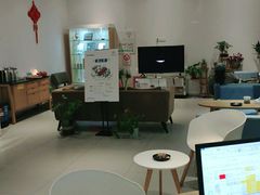 -上海先进东风标致雪铁龙4S店(青浦店)