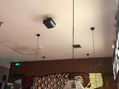 大堂-里岛烤鱼(东港凯虹广场店)