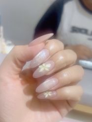 -瞧·享轻奢美甲美睫