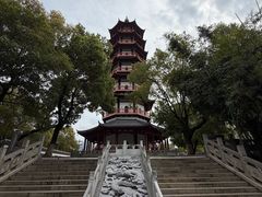 -绳金塔