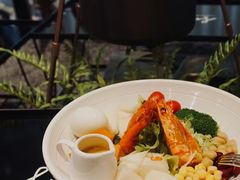 -F+轻食健身赋能空间(中华北路国贸商场店)