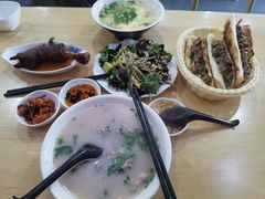 -金诚张妈妈羊汤·驴肉火烧(旧宫佳和园店)