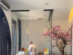 -荷塘秋月·本帮江浙菜(国权路店)