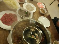 -小天鹅火锅·一线江景洪鼎旗舰店(洪崖洞店)