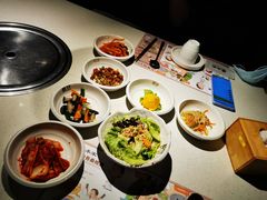 餐前小菜-本家韩国烤肉(青岛万象城店)