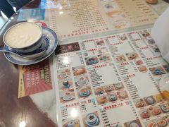 -广信牛奶甜品世家(台东店)