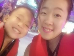 -青岛东方影都融创水世界