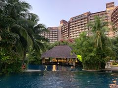 -三亚湾海居铂尔曼度假酒店