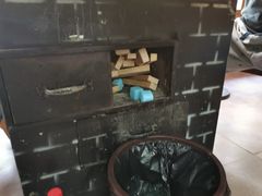 -三里屯土灶炖公鸡地锅鸡(江东店)