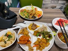 -梦航彩虹之约自助餐厅(华府天地店)