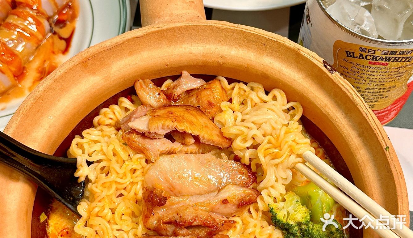 被茶山等到了！！是传说中的“猪扒包”啊