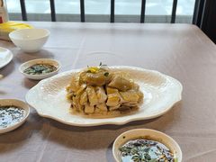 正宗湛江安铺鸡-明本湛江鸡•海鲜小厨(陈家祠店)