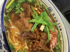 -镇南锅盖面馆(解放路店)