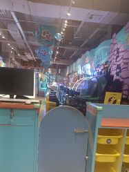 -探奇乐园蹦床公园(日月广场店)