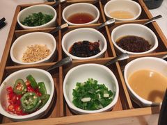 -翡翠小城·海鲜豆捞·广式点心(老佛爷店)