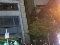 -Hooley's活利仕西餐厅(珠江新城店)