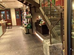 -星巴克臻选(上海今潮8弄店)