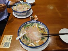 -香麒园·过桥米线·南湖雅宴