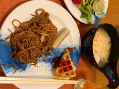 -亚龙湾希尔顿自助餐厅·海鲜·烧烤·沙滩BBQ·现场乐队