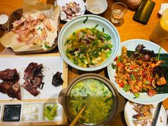 -老滇山寨•云南特色菜•地方菜•民族风情歌舞表演(金碧店)