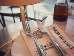 -Pizza Express(机场T1店)