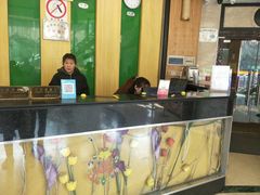 -怡莱酒店(上海大学店)