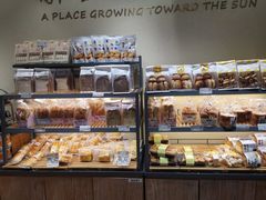 -皇冠幸福里动物奶油生日蛋糕(石桥店)