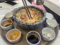 -浩海火燒雲傣家菜(芮欧百货店)