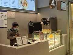 -喜茶(北京华贸购物中心店)