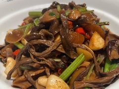 -山涧肴·湘味家肴(松岗满纷天地店)