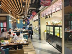 大堂-蒙肥羊·酸汤潮牛·鲜牛肉火锅烤肉自助(岗顶店)