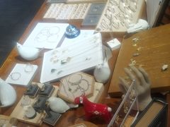 -十八字金·银饰·拼豆·开蚌DIY(魏公芳华里店)