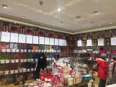 零售区-VENCHI 闻绮(北京国贸商城店)