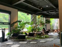 -J Create城市露营咖啡·简餐·宠物(上海动物园店)