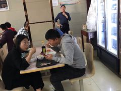 -周震馄饨