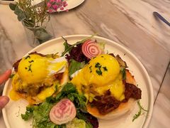 牛肉班尼迪克蛋-the rug 飞毯 (朝阳公园店)