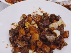 -鑫巴蜀小镇 · 水煮鱼专研店(玉桥店)