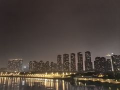 -南京眼步行桥
