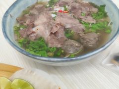 越食经典牛肉河粉-泰越越(古盛路店)