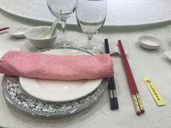 -梅龙镇酒家(南京西路总店)