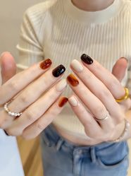 -进巍美甲