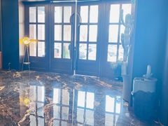 -爱舍海岸酒店(香港中路五四广场店)