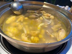 -烹然四季椰子鸡火锅(姚家园万象汇店)